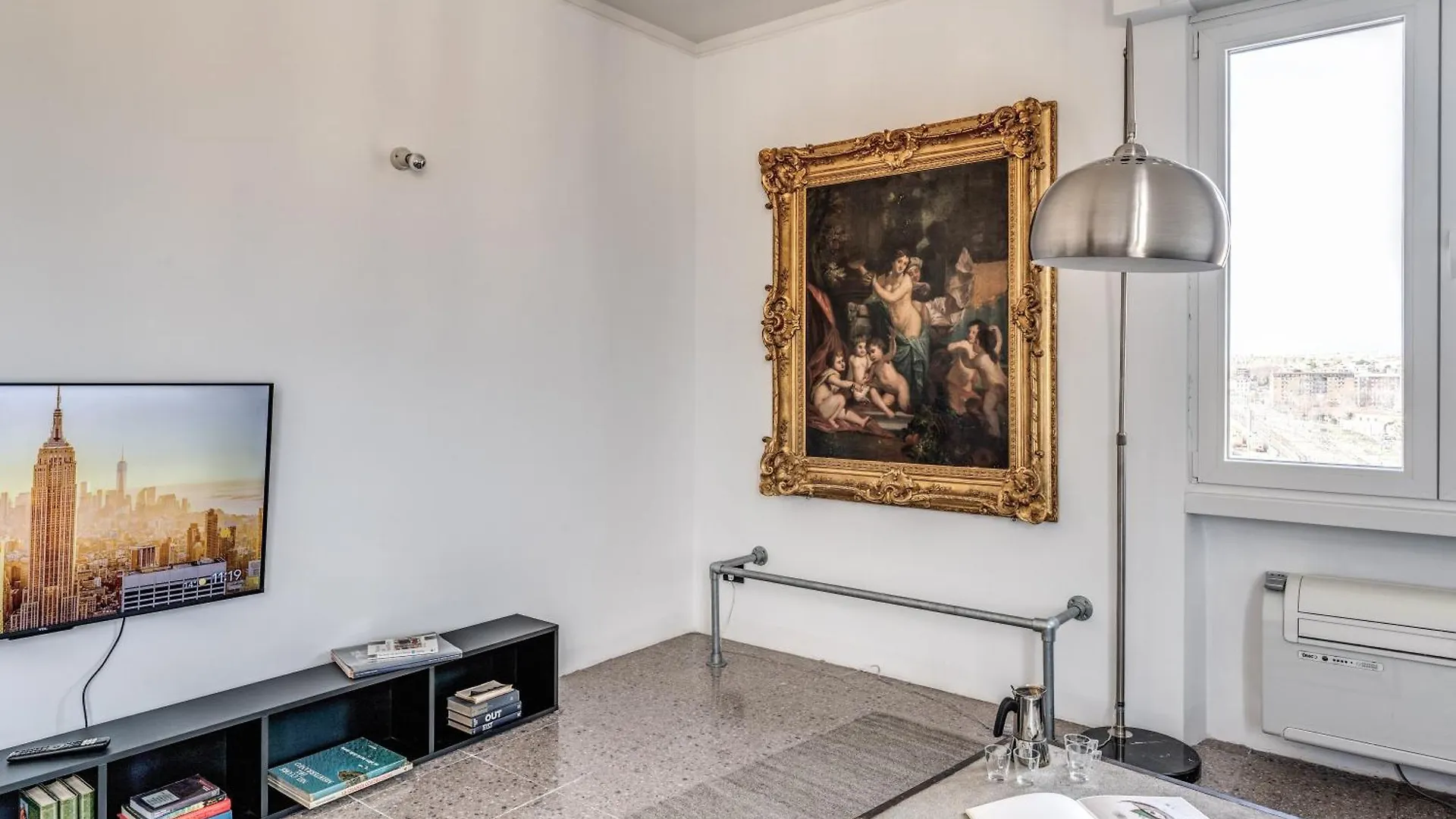 Amazing Piramide Metro Station Apartment Rome