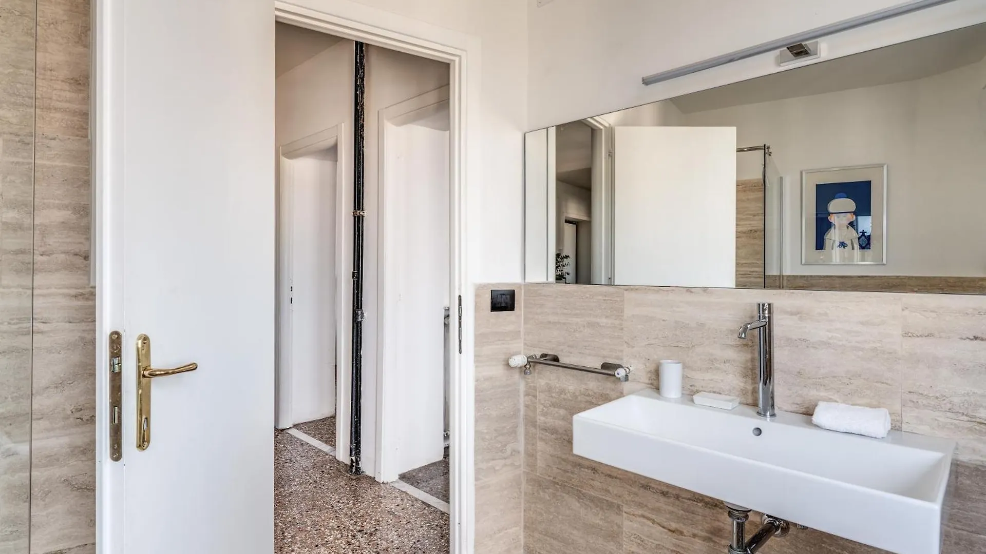 Amazing Piramide Metro Station Apartment Rome