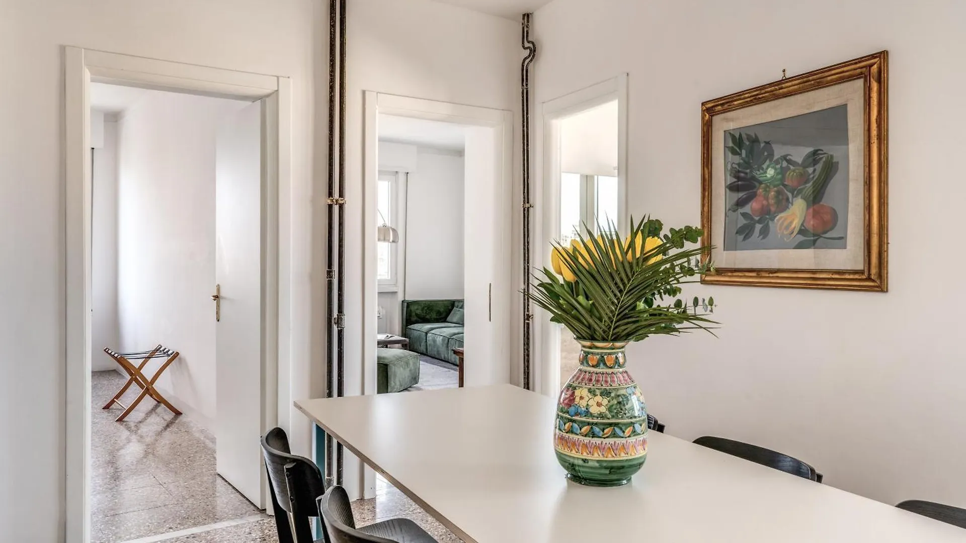 Amazing Piramide Metro Station Apartment Rome